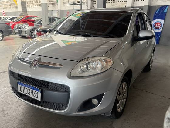 FIAT PALIO 1.4 MPI ATTRACTIVE WEEKEND 8V FLEX 4P MANUAL FIAT PALIO 1.4 MPI ATTRACTIVE WEEKEND 8V FLEX 4P MANUAL